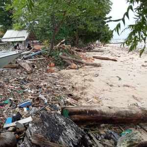 Banjir Rob dan Angin Kencang Terjang 5 Kecamatan di Sumenep