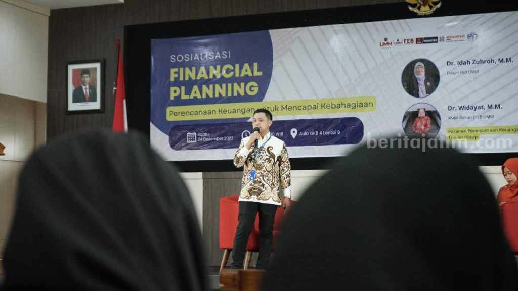 FEB UMM Atasi Rendahnya Literasi Keuangan dengan Financial Planning