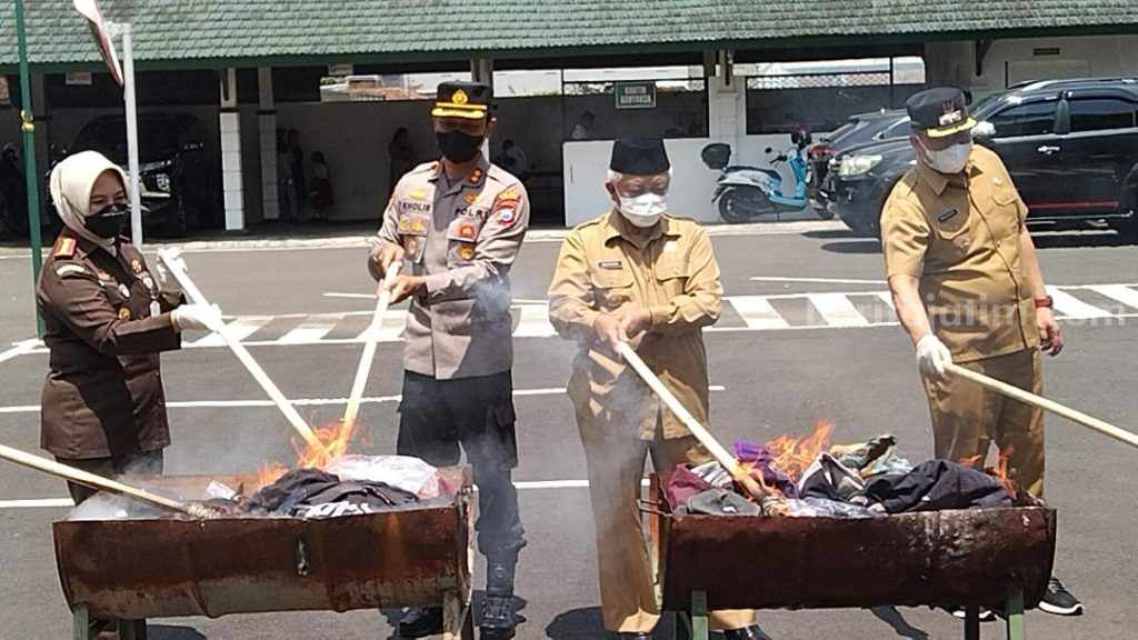 Kejaksaan Negeri Kabupaten Malang Bakar 1.417 Gram Sabu