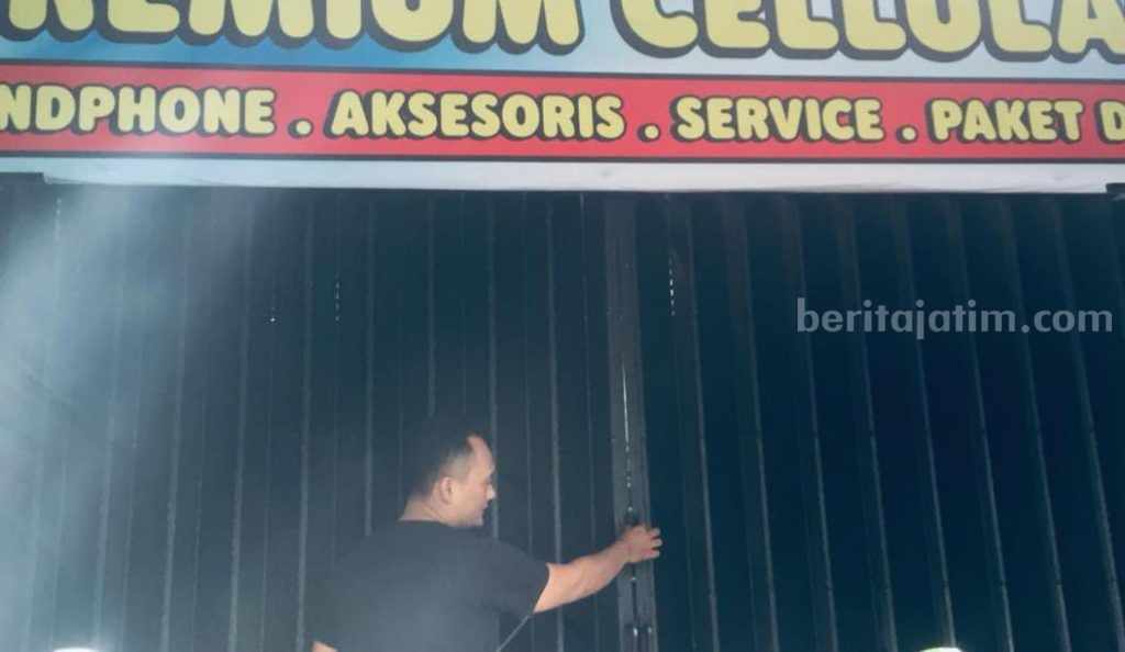 Konter di Semolowaru Dibobol, Pelaku Gasak Handphone dan Laptop Bernilai Rp 53 Juta