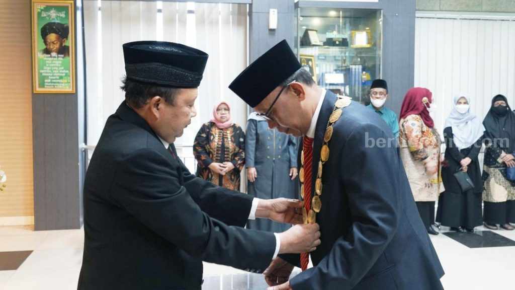 Prof Maskuri Resmi Menjabat Rektor Unisma Periode 2022-2026