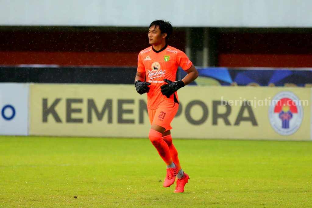 Pulih dari Cedera Bahu, Ernando Ari Akui Belum Temukan Performa Terbaik Dukung Persebaya