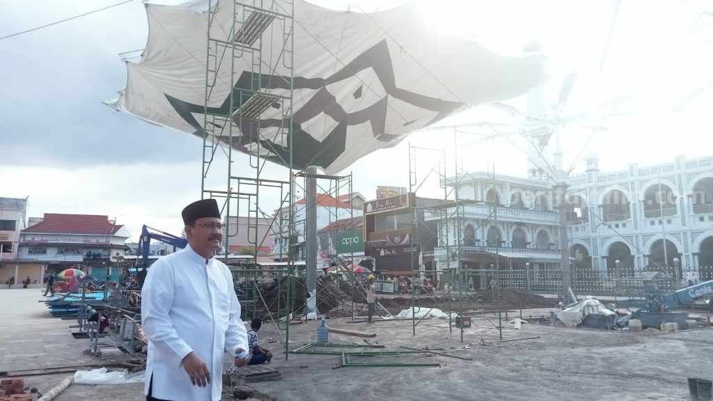 Pemasangan Payung Madinah di Alun-alun Kota Pasuruan Ditargetkan Selesai di 2024