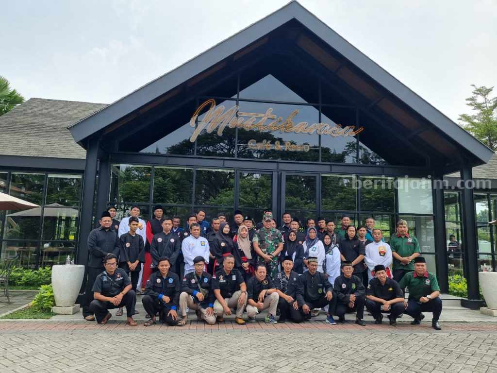 Jaga Kondusivitas, Kodim 0817 Gresik Gelar Patroli Gandeng Perguruan Silat