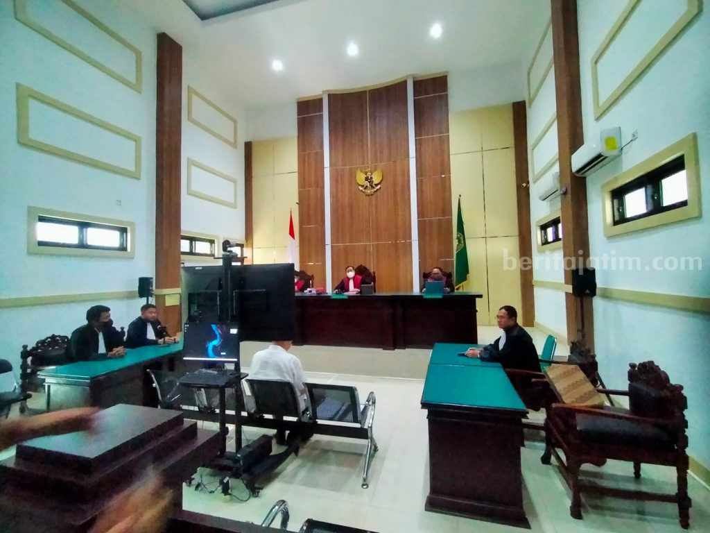 Dugaan Tambang Pasir Ilegal Pasuruan, Terdakwa Membela Diri, JPU Bersikukuh pada Tuntutan