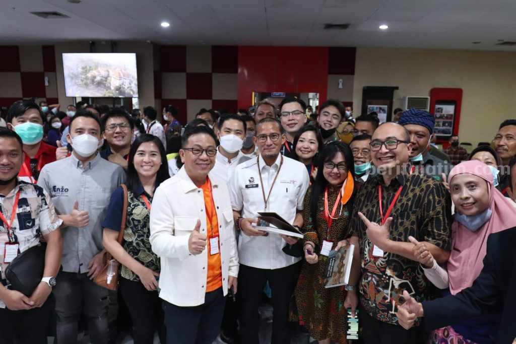 Di Ubaya, Sandiaga Uno Beberkan Posisi Indonesia di Tahun 2045