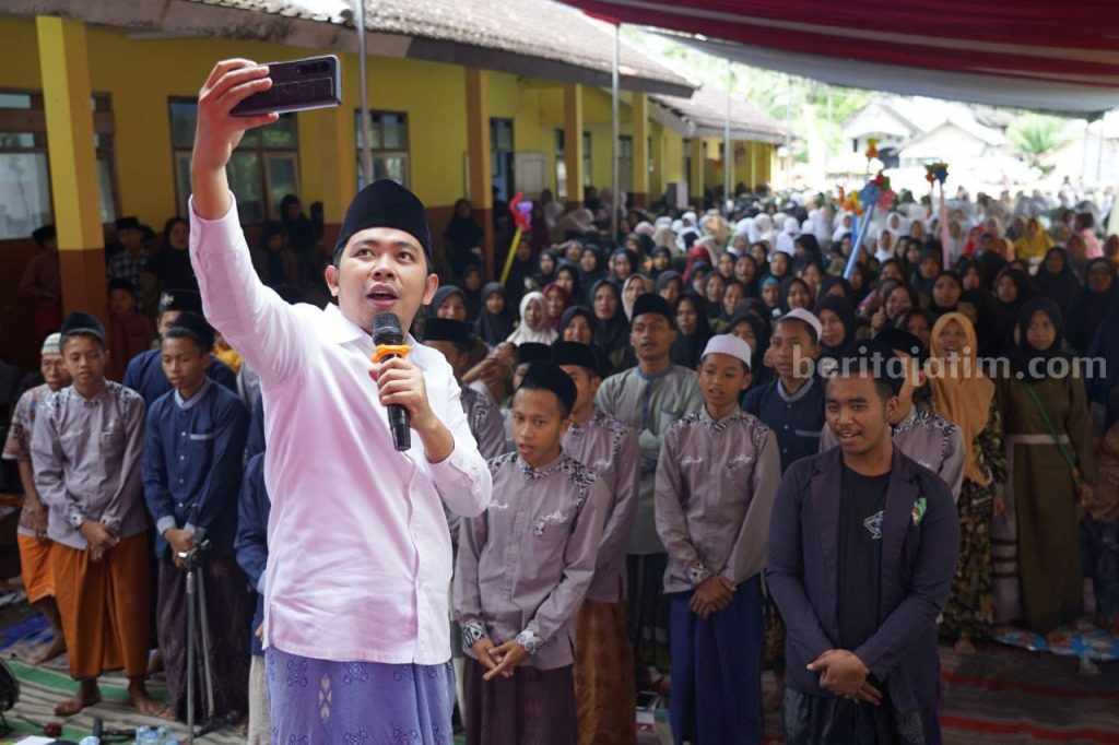 Gus Fawait: Pesantren Jadi Kunci Pengentasan Kemiskinan di Jatim
