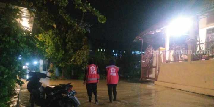 Intensitas Hujan Akibatkan Sebagian Pamekasan Tergenang Banjir