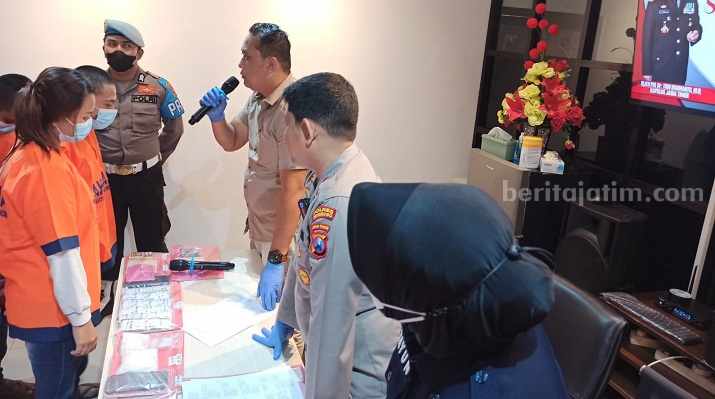 Pasutri di Ponorogo Kompak Konsumsi dan Edarkan Sabu-sabu