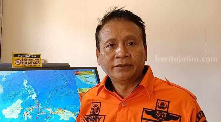Sempat Tertutup Longsor, Jalan di Desa Ngrogung Kecamatan Ngebel Dibuka Lagi