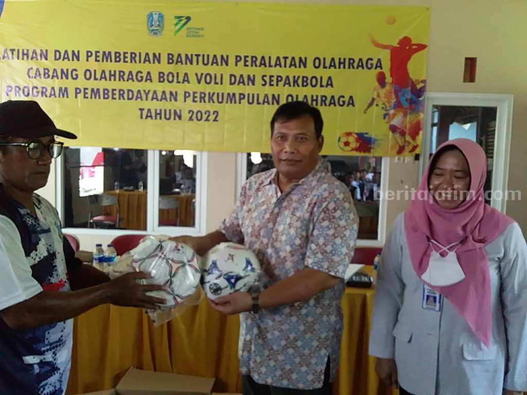 Sindir Sepak Bola Indonesia, Anggota DPRD Jatim Satib: Cari 11 Orang Kok Tidak Bisa