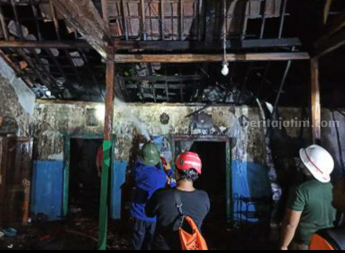 Kebakaran Hanguskan Rumah di Sukosari Babadan Ponorogo, 1 Lansia Selamat
