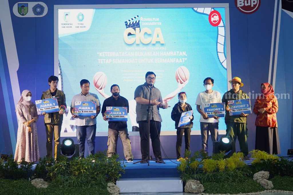 Lewat Film Dokumenter CICA, Mas Dhito Angkat Perjuangan Disabilitas Kediri