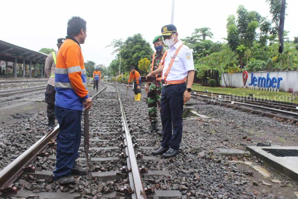 PT KAI Daop 9 Jember Siapkan Petugas Ekstra selama Nataru