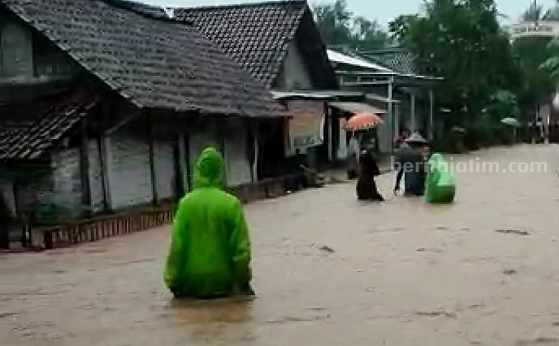 Sungai Meluap, Banjir Terjang Bareng Jombang