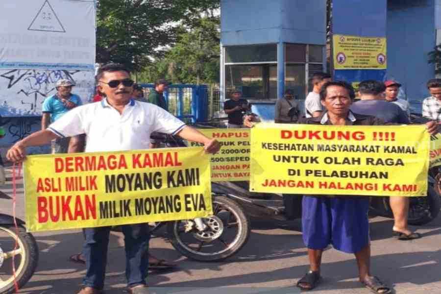 Area Pelabuhan Kamal Bangkalan Berbayar, Warga Demo PT ASDP