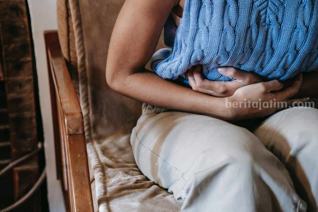 Pola Makan yang Harus Dilakukan Penderita GERD, Salah Satunya Jangan Berbaring Setelah Makan