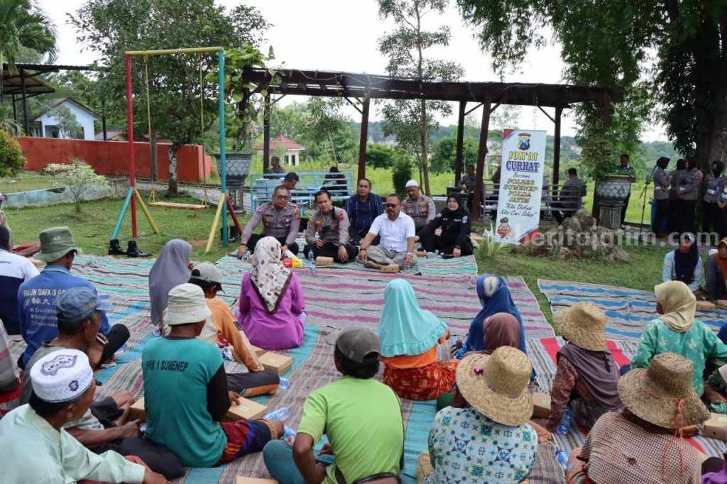 Tak Diperhatikan Pemerintah, Pemulung TPA Sumenep Curhat ke Kapolres