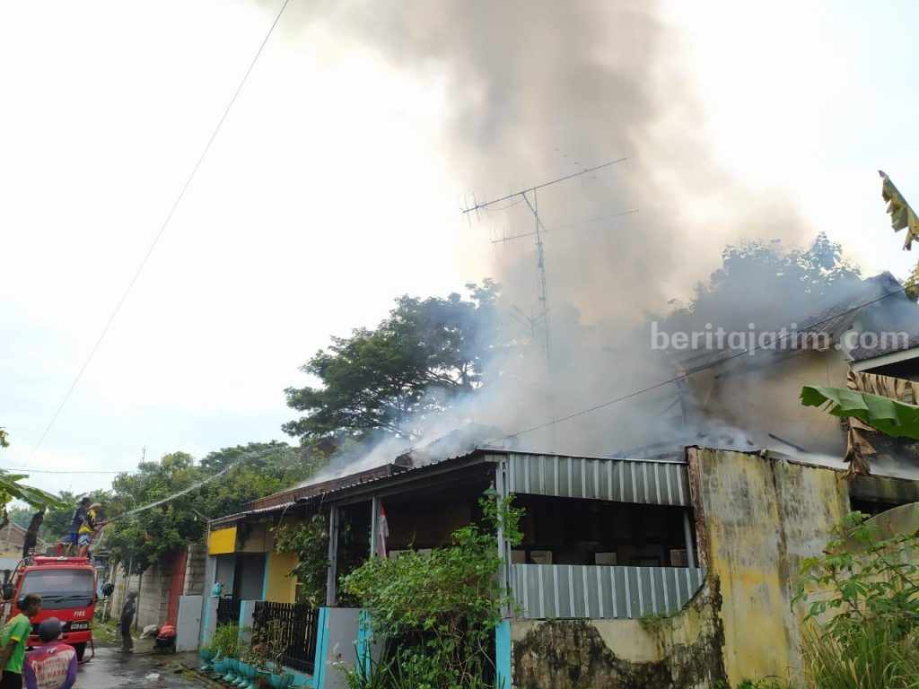 Hari Pertama Tahun Baru di Ponorogo, Kebakaran Rumah