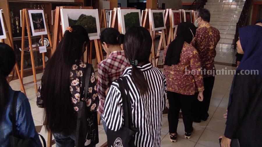 Pameran Fotografi dan Jurnalistik HMJF Unikama Usung Tema Sejauh Mata Memandang