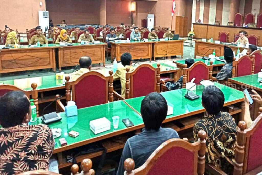 DPRD Ponorogo Bentuk Tim Khusus Kawal Penerbitan Sertifikat DPRD Ponorogo