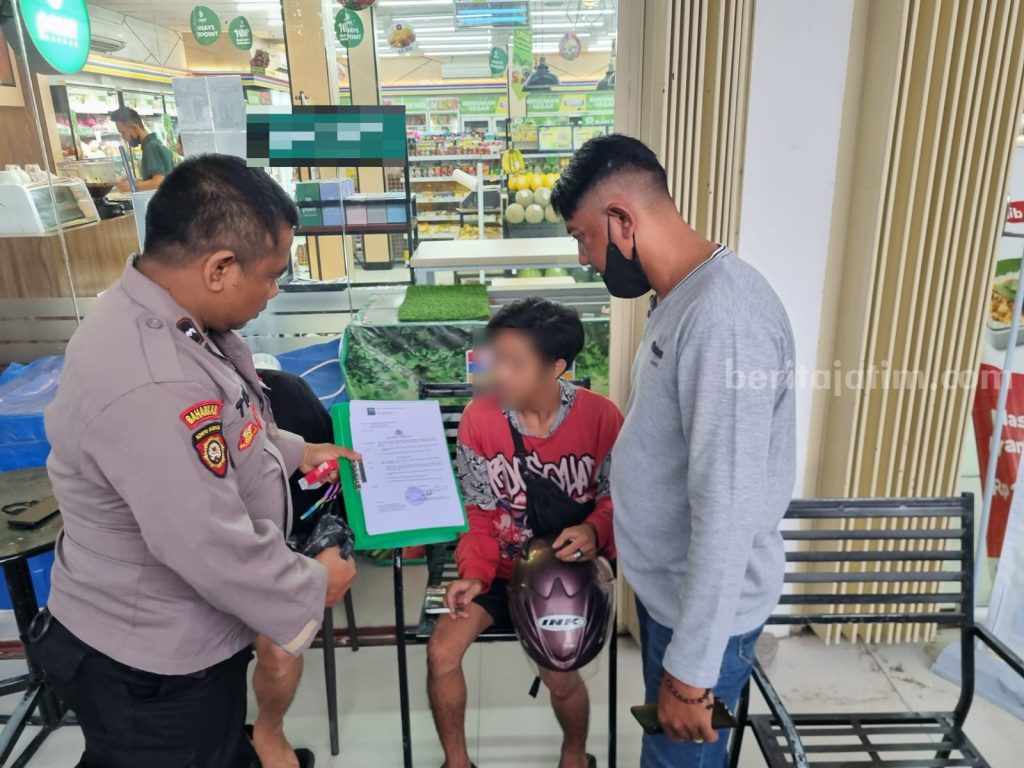 Gerebek Produsen Rokok Ilegal, Polresta Mojokerto Sita Alat dan Hasil Produksi Polresta Mojokerto