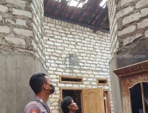 Rumah Warga Gulbung Sampang Terbakar Jelang Subuh