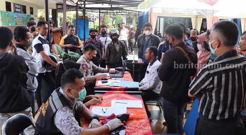 Vaksinasi Boster Jadi Buruan Warga di Kabupaten Malang vaksinasi
