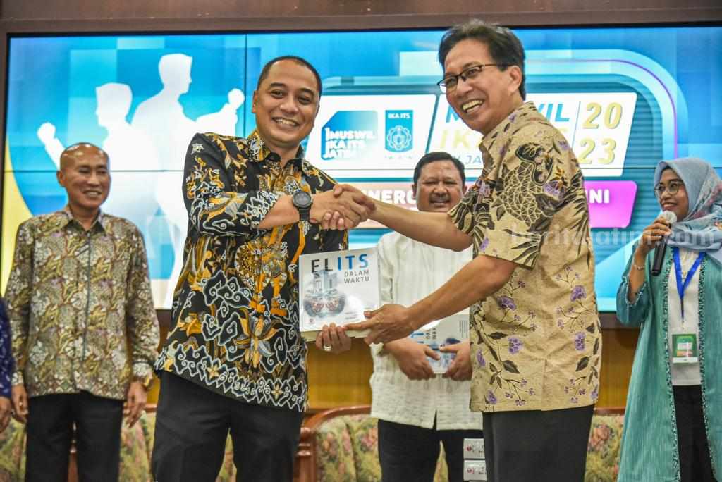 Terpilih Jadi Ketum IKA ITS Jatim, Eri Cahyadi Ingin Perkuat Kolaborasi Birokrasi