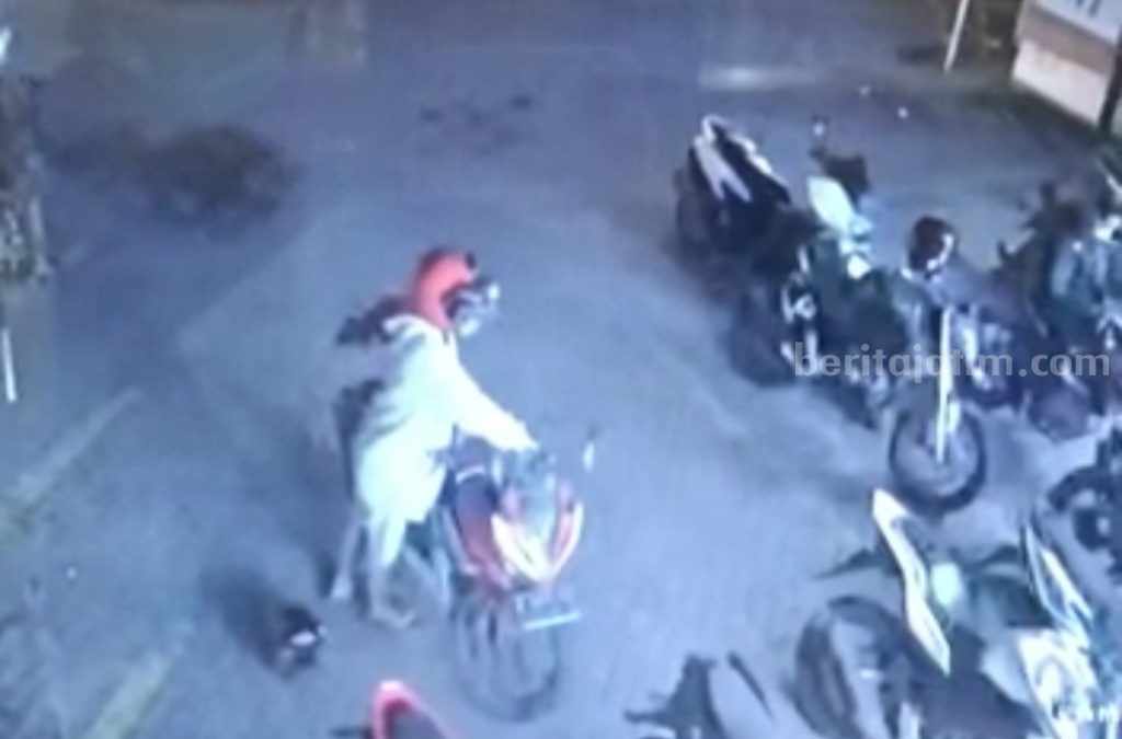 Ditinggal Belanja di Swalayan, Honda CBR 150 di Bangil Digondol Maling
