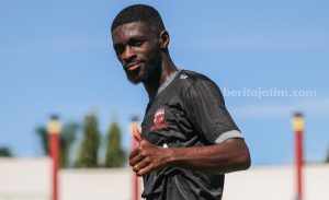 Gabung Madura United, Kwabena Appia-Kubi Sampaikan Komitmen