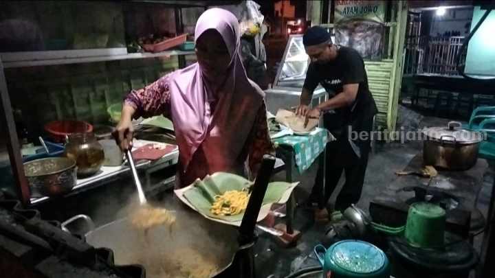 Mie Nyemek Mojokerto