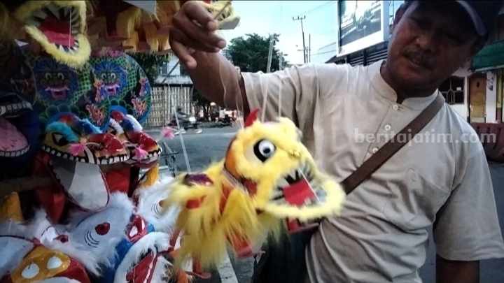 Pedagang Barongsai