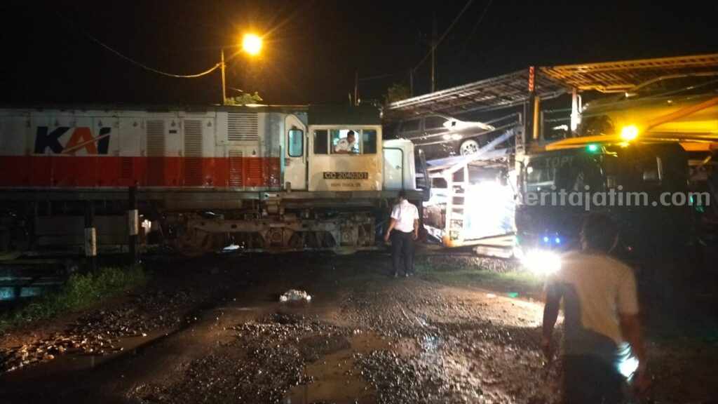 BERITA POPULER: Kronologi Kecelakaan Truk Trailer hingga Nyaris Perkosa Korban