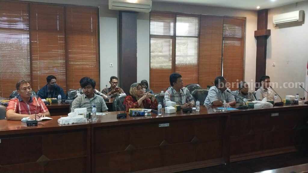 Lahan Gunung Sadeng Jember Diklaim, Ini Kata 2 Perusahaan Tambang Batu Kapur