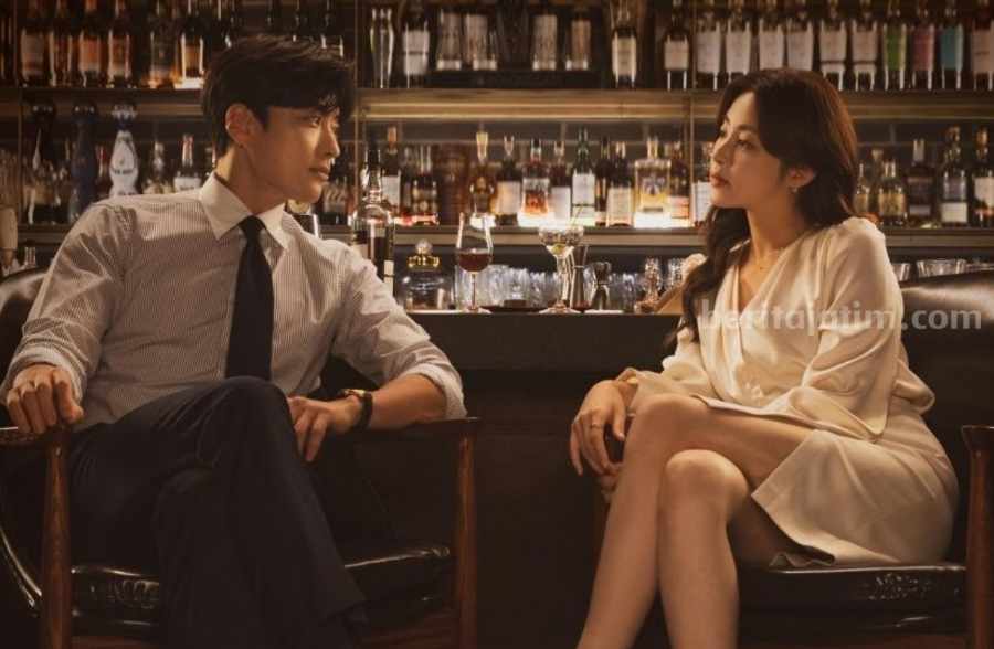 Cuplikan Drama Korea Strangers Again. (viki.com)