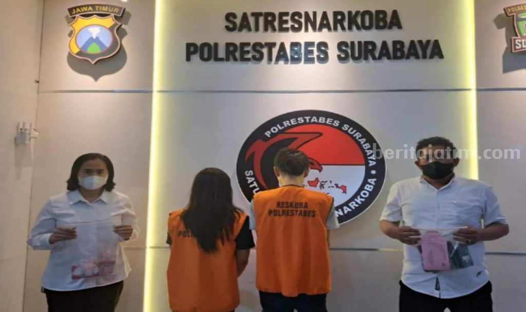 Jual Sabu, Pasutri Siri di Tambaksari Masuk Sel Polrestabes Surabaya