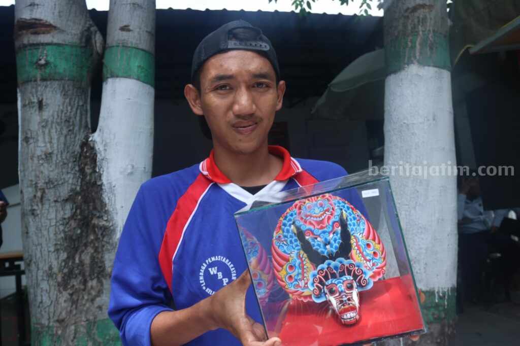 Warga Binaan Lapas Kediri Hasilkan Aneka Produk Kerajinan yang Bernilai Ekonomis WhatsApp Image 2023-01-18 at 14.30.55