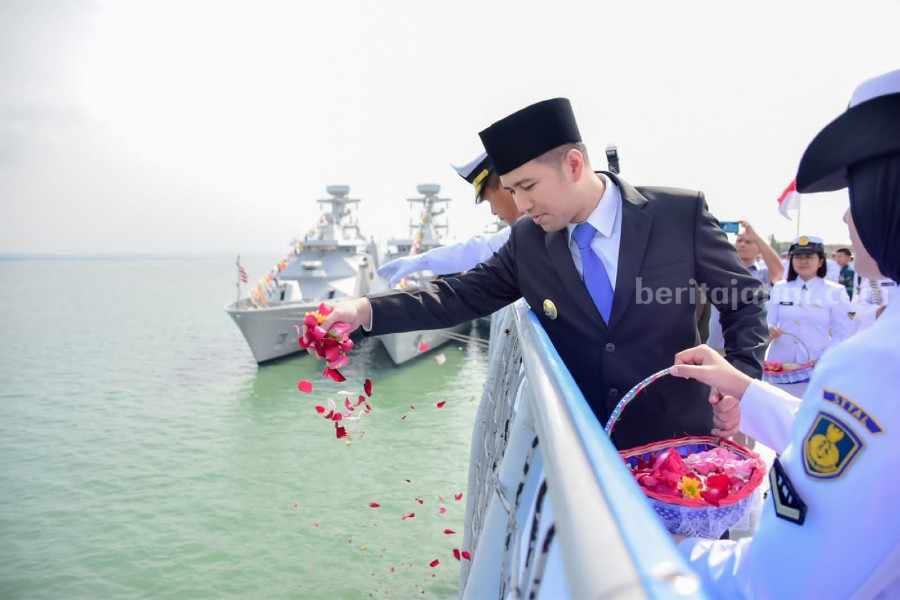 emil dardak tabur bunga b