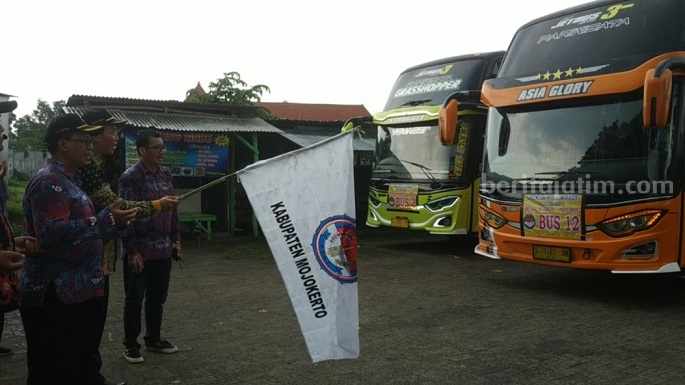 perangkat desa mojokerto