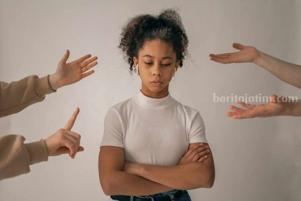 Ilustrasi inner child pada orang dewasa (pexels)