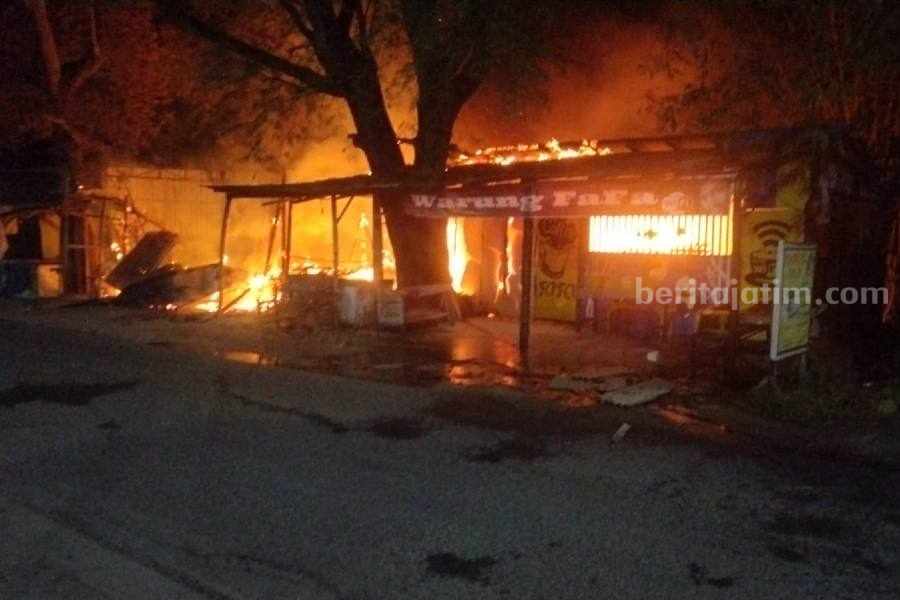 Warung kebakaran