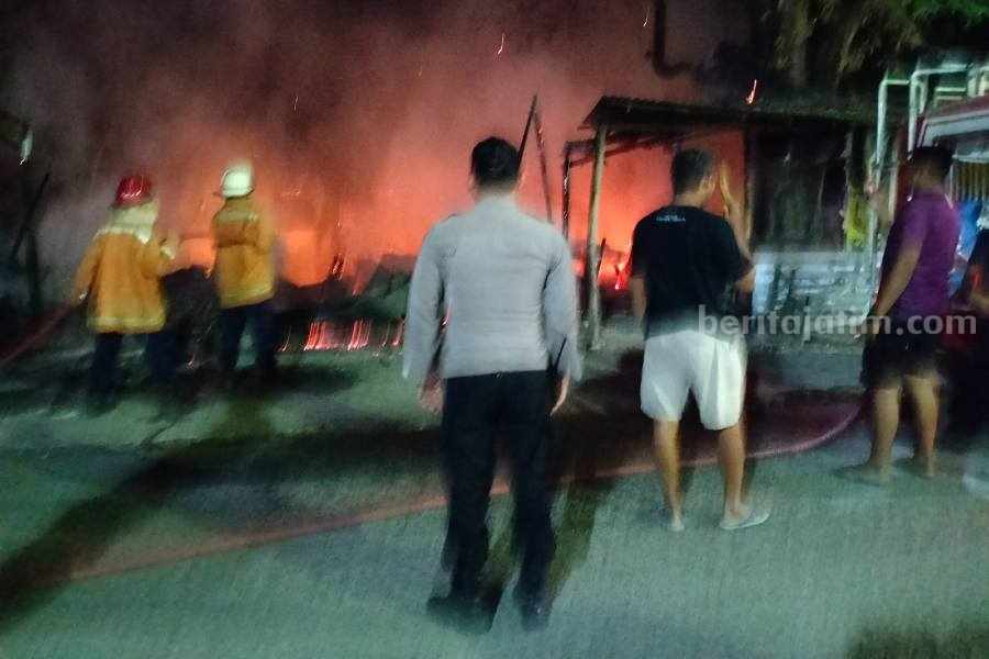 Warung Terbakar