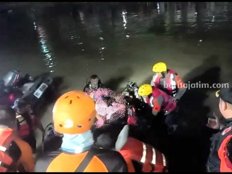 Korban Tenggelam Sungai Jalan Ngagel Surabaya Ditemukan Foto Beritajatim