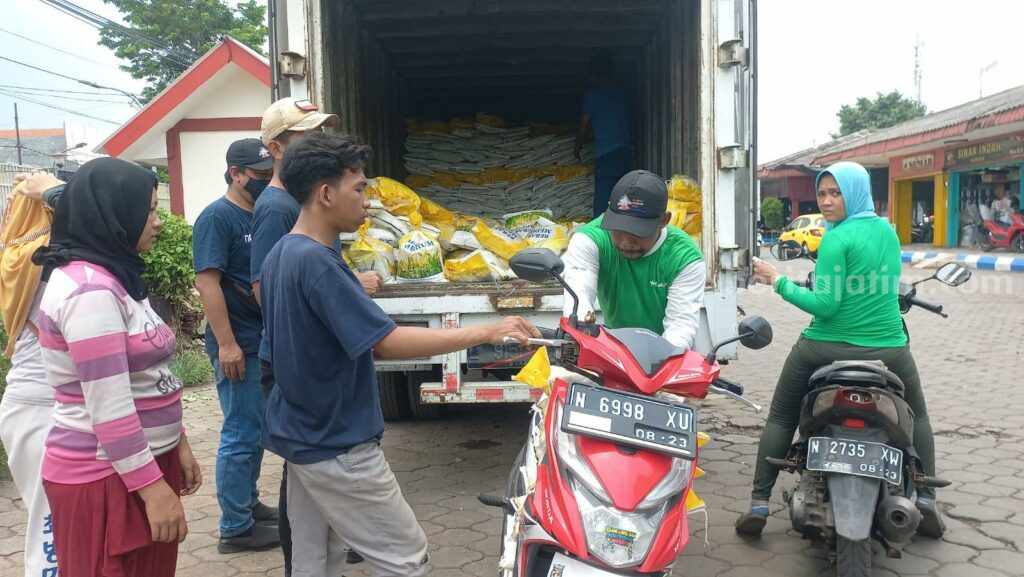 Harga Beras di Pasuruan Naik, Bulog Gelontorkan 10 Ton