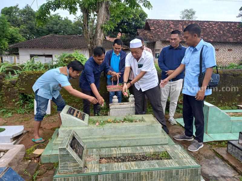 HPN 2023: PWI Sumenep Ziarah Pers