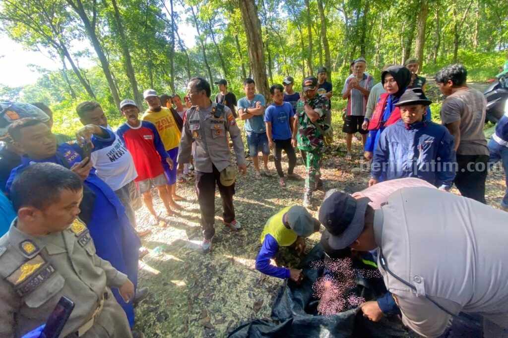 Pemuda tenggelam di Waduk Gondang Sugio, Lamongan yang berhasil ditemukan, Senin (20/2/2023).