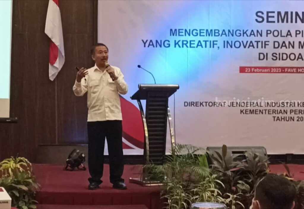 Komisi VII DPR RI Gandeng BRIN Majukan UMKM Bambang DH saat memberikan pemaparan di acara seminar entrepreneur