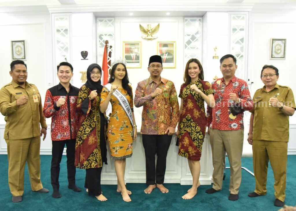 Yasinta Aurellia yang terpilih sebagai Putri Jawa Timur 2023 saat menemui Bupati Sidoarjo H. Ahmad Muhdlor Ali (Gus Muhdlor).