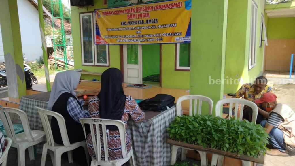 Bumdesma akan Jadi Motor Penggerak Ekonomi di Jember Aktivitas bumdesma di Jember